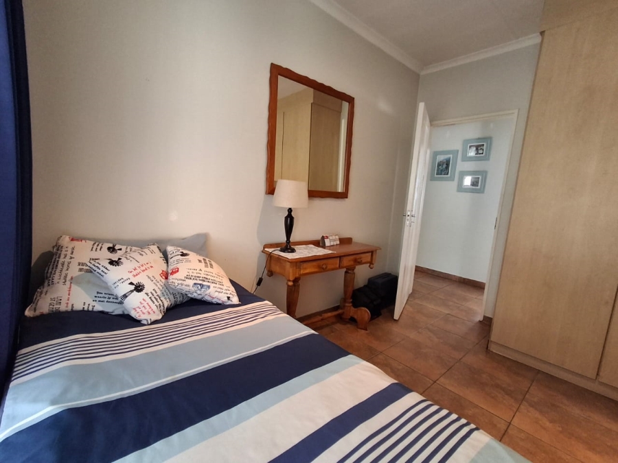 3 Bedroom Property for Sale in Sonneveld Gauteng