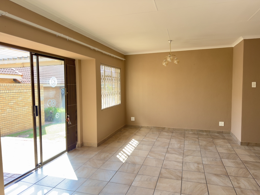 3 Bedroom Property for Sale in Equestria Gauteng