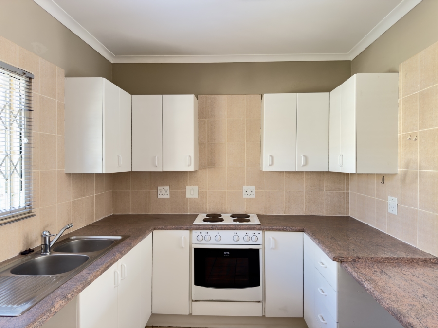 3 Bedroom Property for Sale in Equestria Gauteng