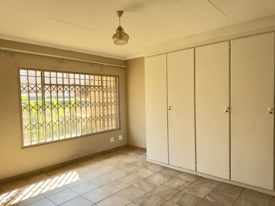 3 Bedroom Property for Sale in Equestria Gauteng