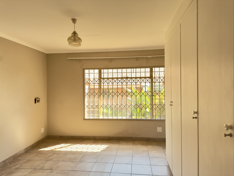 3 Bedroom Property for Sale in Equestria Gauteng