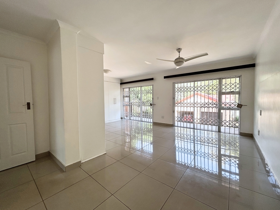 5 Bedroom Property for Sale in Wierda Park Gauteng
