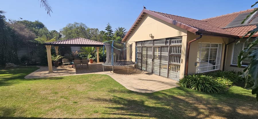 4 Bedroom Property for Sale in Brackenhurst Gauteng