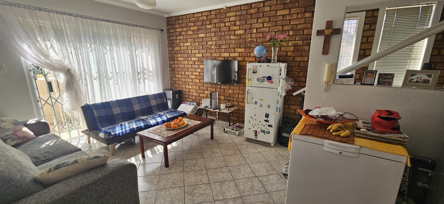 4 Bedroom Property for Sale in Brackenhurst Gauteng