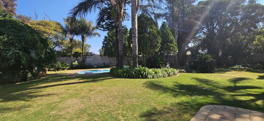 4 Bedroom Property for Sale in Brackenhurst Gauteng