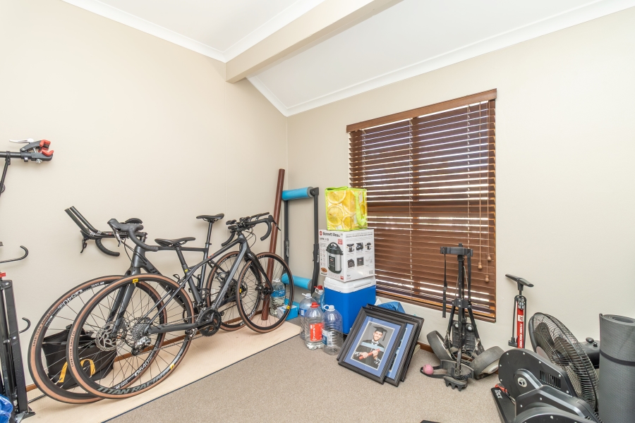 3 Bedroom Property for Sale in Robindale Gauteng