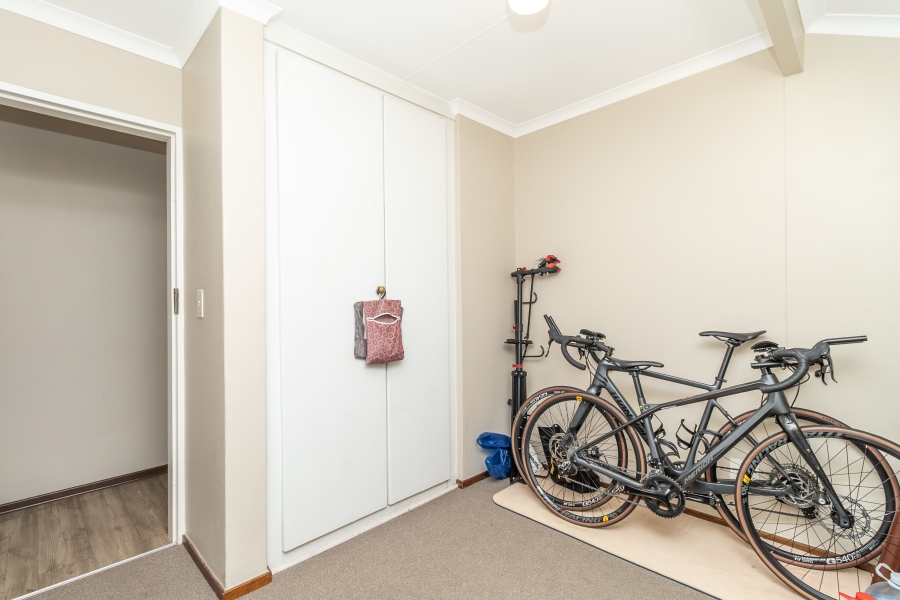 3 Bedroom Property for Sale in Robindale Gauteng
