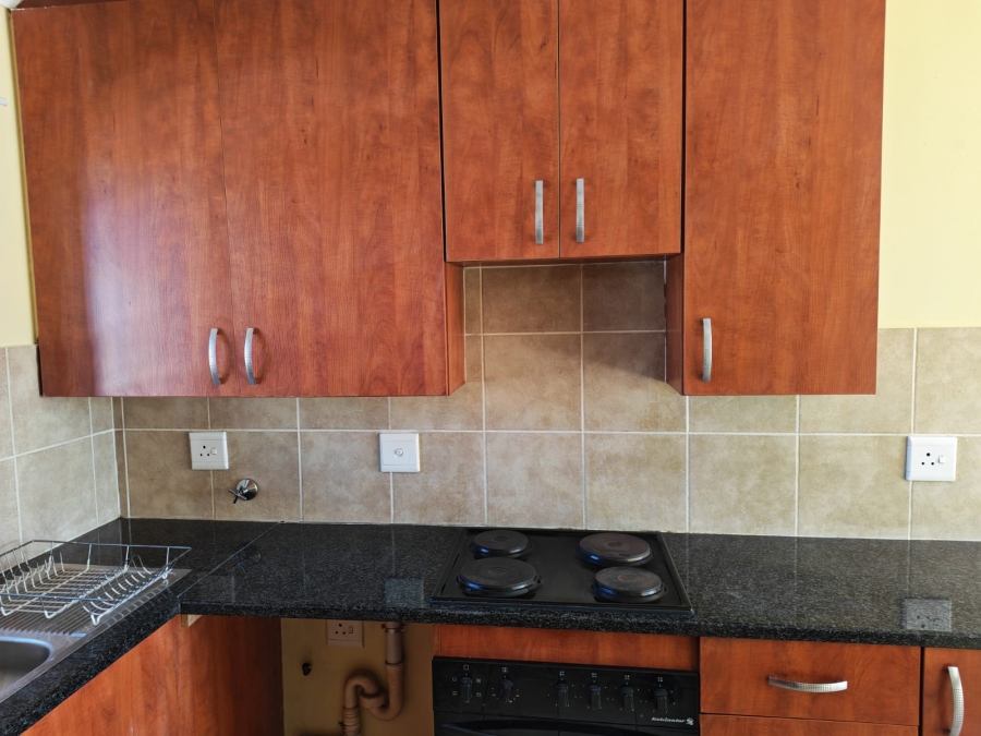 To Let 2 Bedroom Property for Rent in Minnebron Gauteng