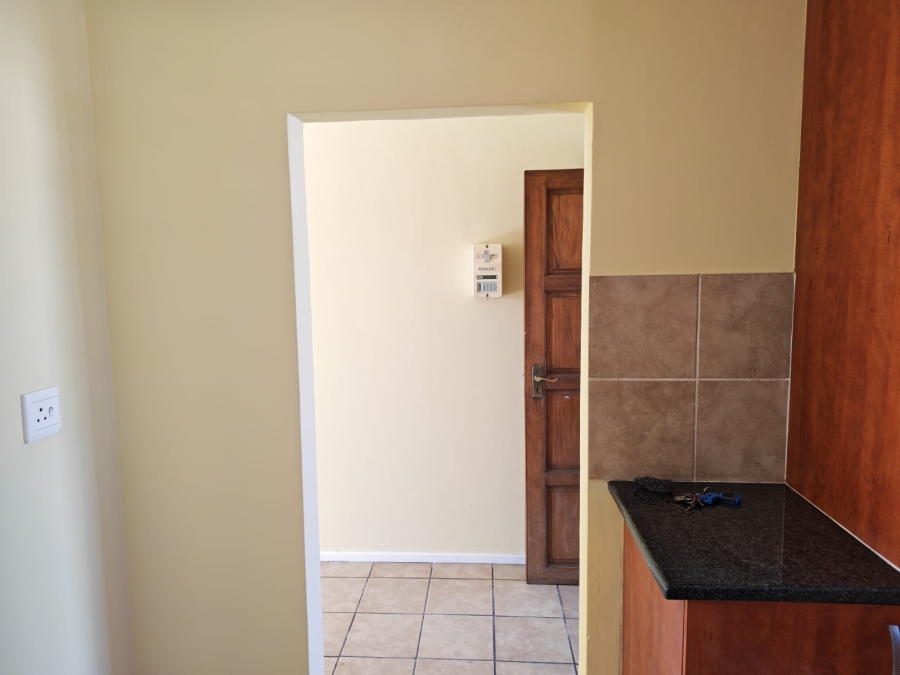 To Let 2 Bedroom Property for Rent in Minnebron Gauteng