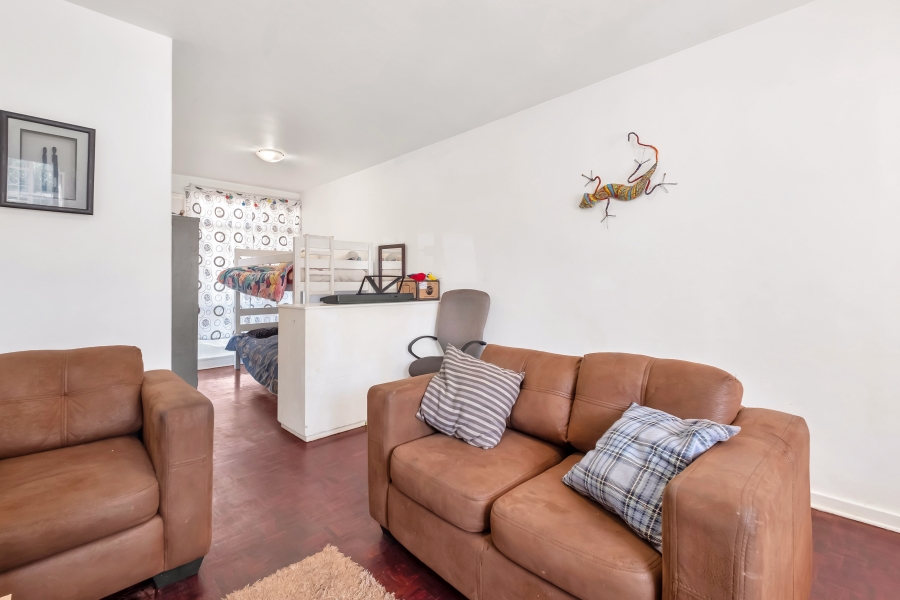 1 Bedroom Property for Sale in Windsor East Gauteng