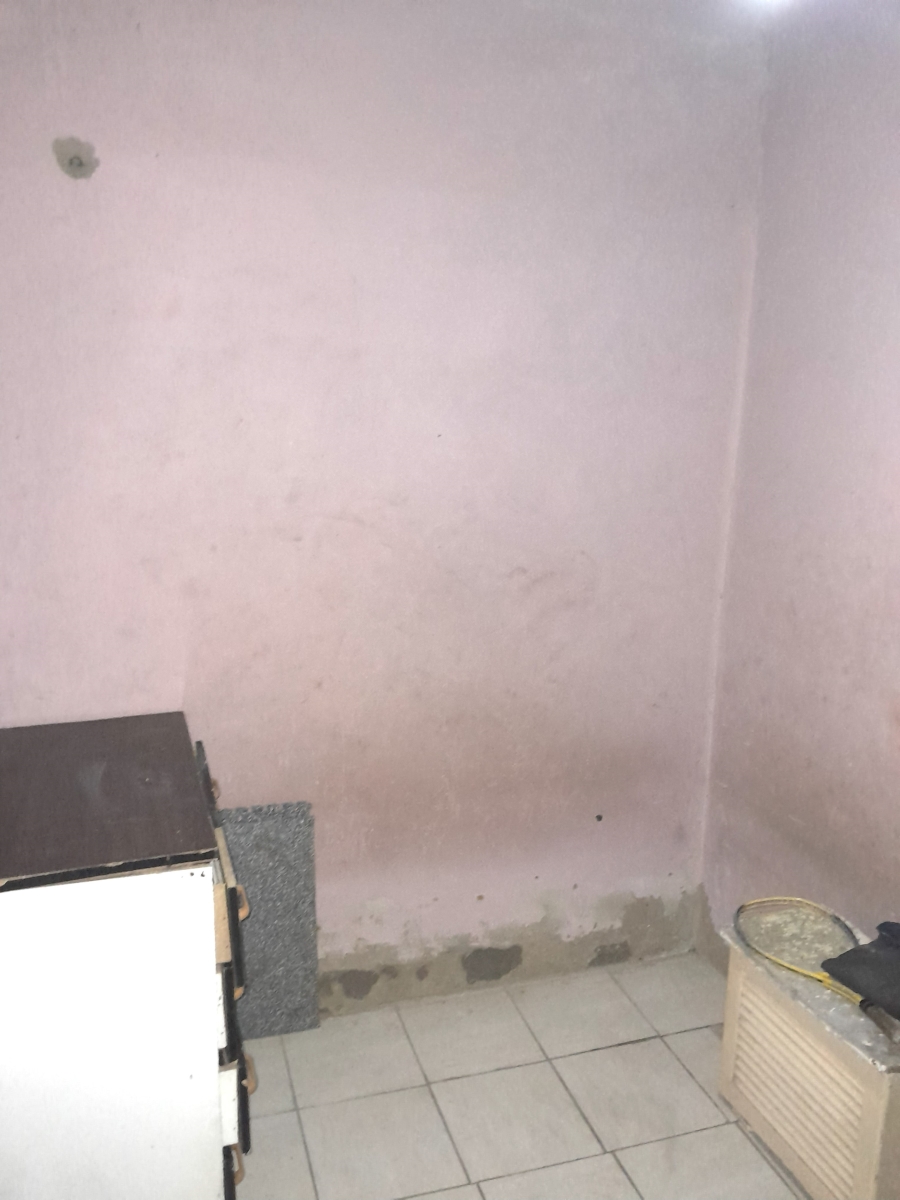 6 Bedroom Property for Sale in Chloorkop Gauteng