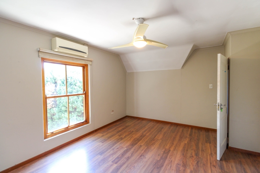 To Let 4 Bedroom Property for Rent in Bryanston Gauteng