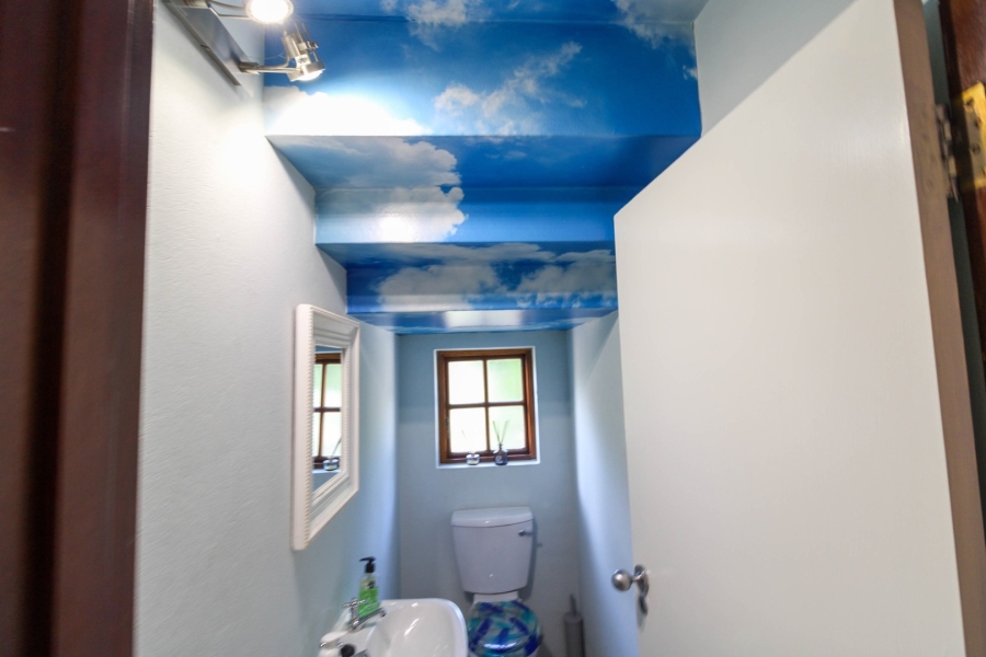 To Let 4 Bedroom Property for Rent in Bryanston Gauteng