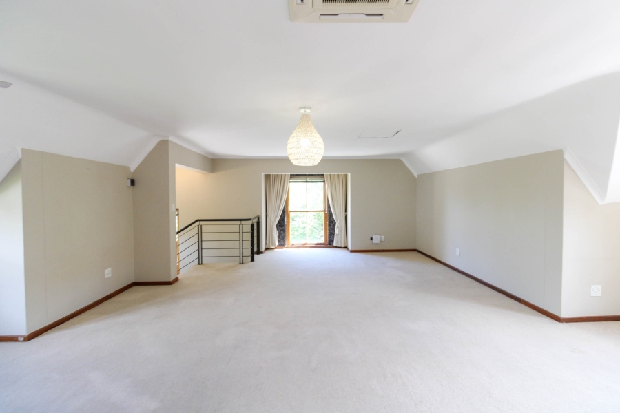 To Let 4 Bedroom Property for Rent in Bryanston Gauteng