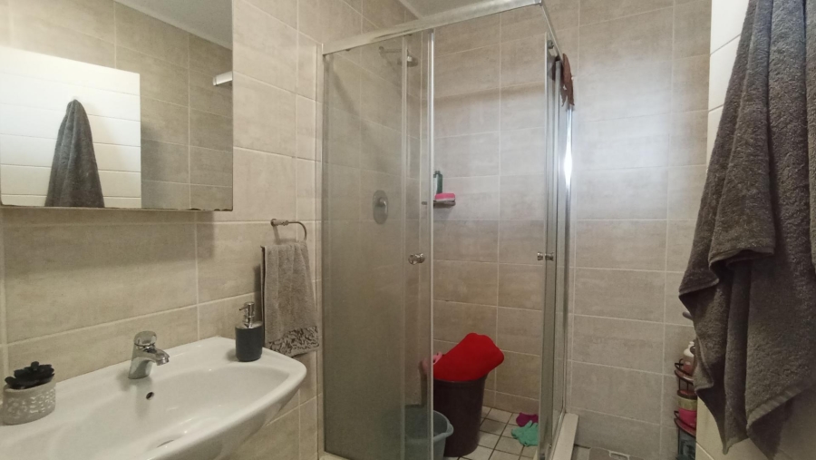 1 Bedroom Property for Sale in Linbro Park Gauteng