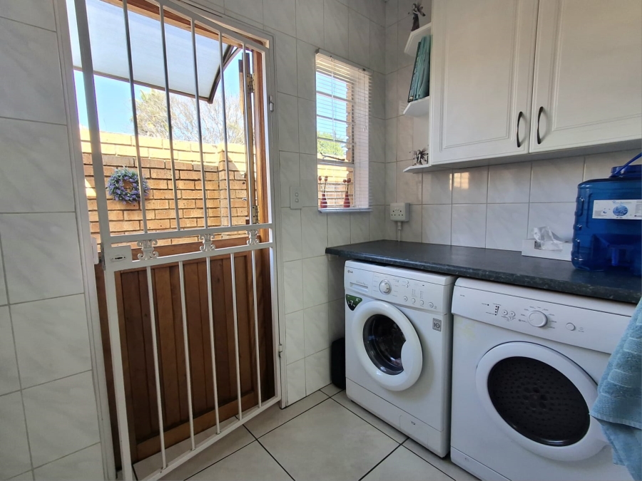 3 Bedroom Property for Sale in Eden Glen Gauteng