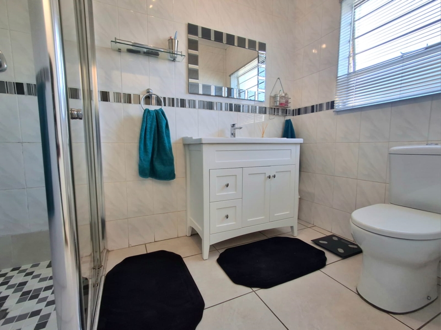 3 Bedroom Property for Sale in Eden Glen Gauteng