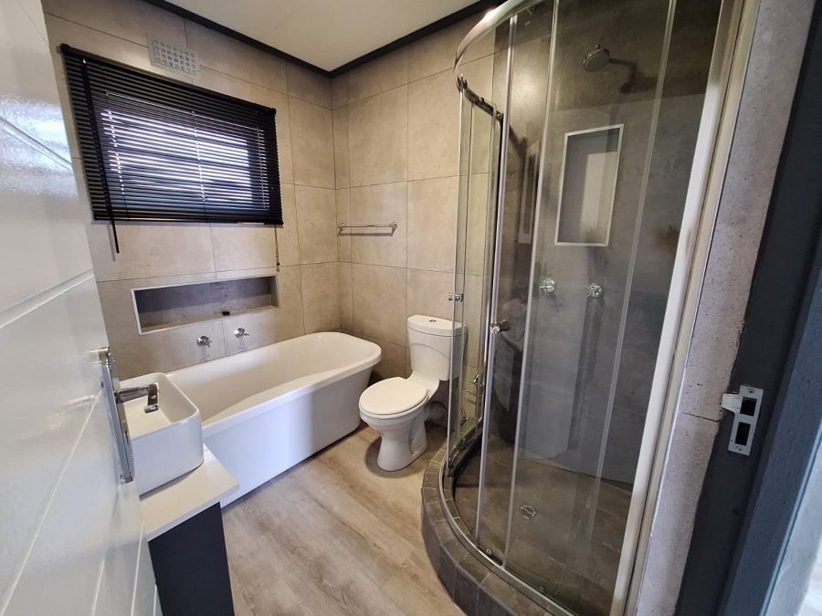 To Let 2 Bedroom Property for Rent in Montana Gauteng