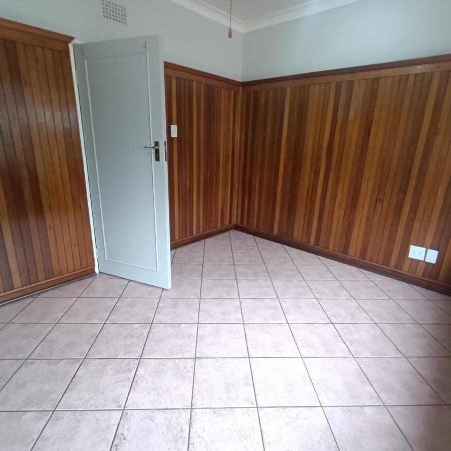 To Let 1 Bedroom Property for Rent in Emmarentia Gauteng