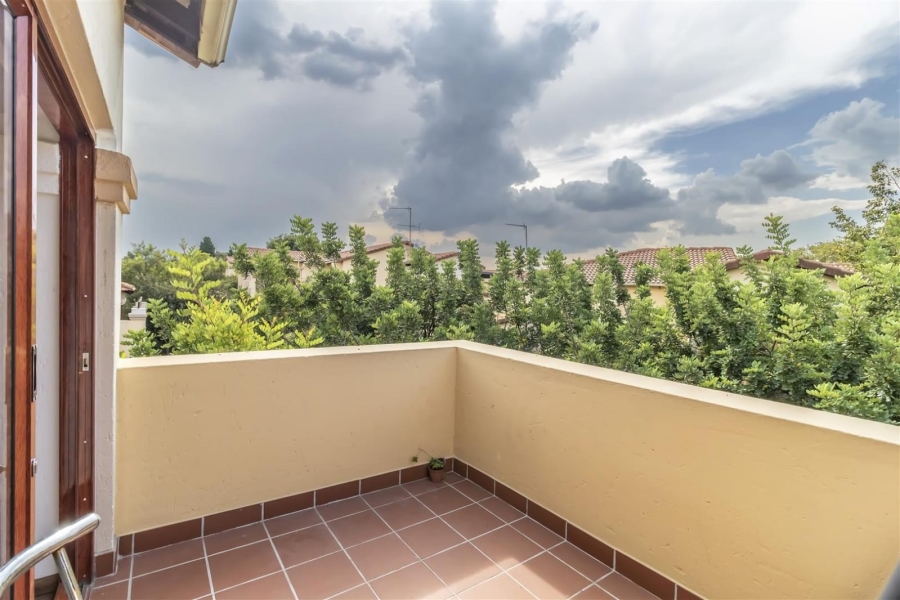 3 Bedroom Property for Sale in Sunninghill Gauteng