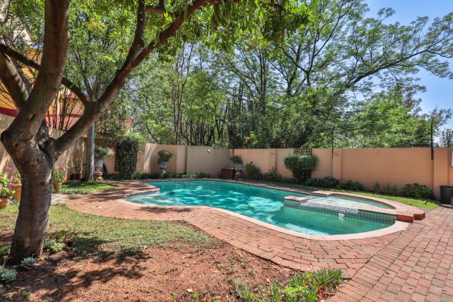 3 Bedroom Property for Sale in Sunninghill Gauteng