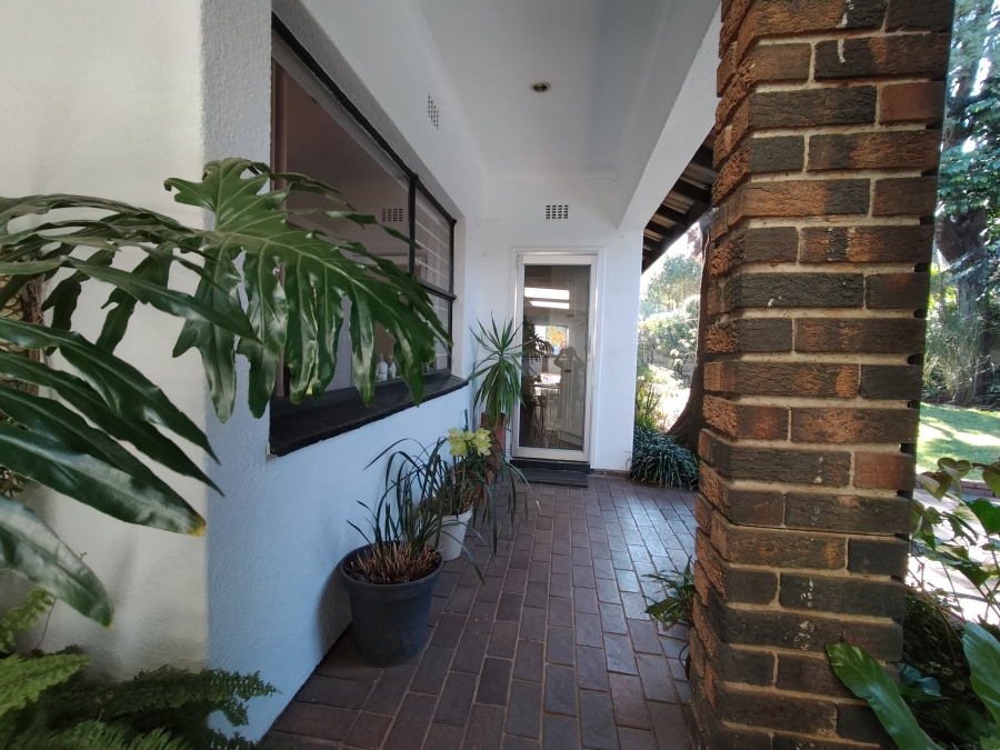 4 Bedroom Property for Sale in Florida Glen Gauteng