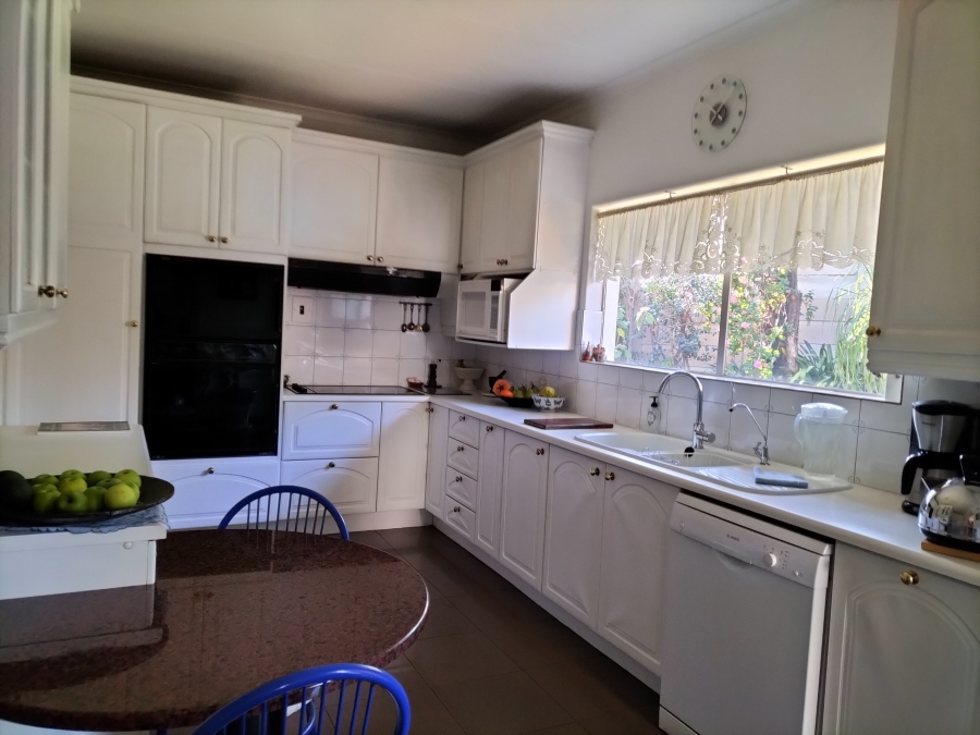 4 Bedroom Property for Sale in Florida Glen Gauteng