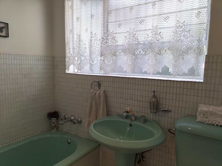4 Bedroom Property for Sale in Florida Glen Gauteng