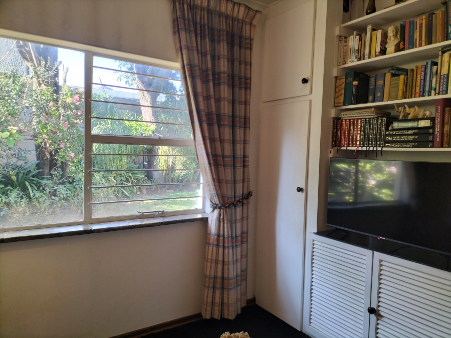 4 Bedroom Property for Sale in Florida Glen Gauteng
