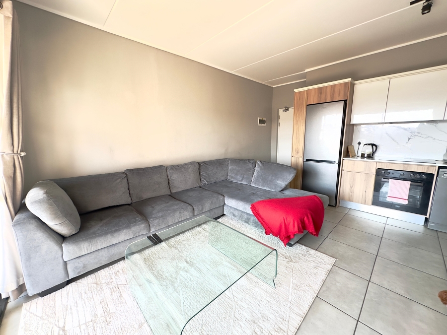 1 Bedroom Property for Sale in Waterfall Gauteng