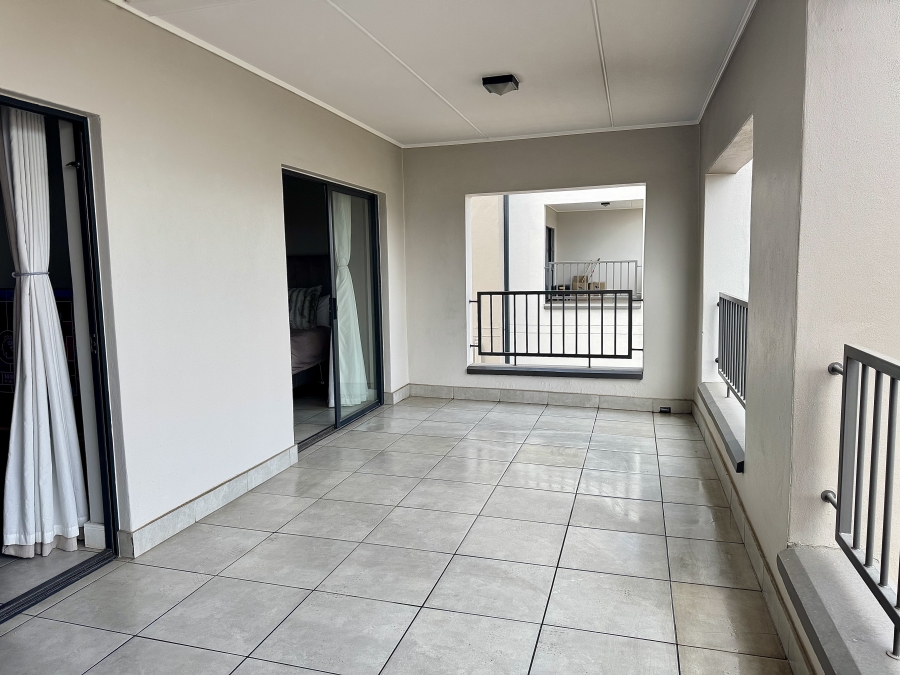 1 Bedroom Property for Sale in Waterfall Gauteng