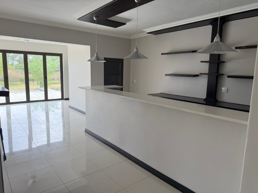 4 Bedroom Property for Sale in Knopjeslaagte AH Gauteng