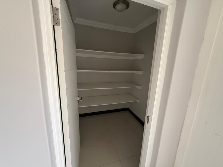 4 Bedroom Property for Sale in Knopjeslaagte AH Gauteng
