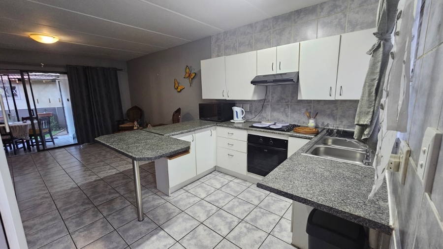 1 Bedroom Property for Sale in Brenthurst Gauteng