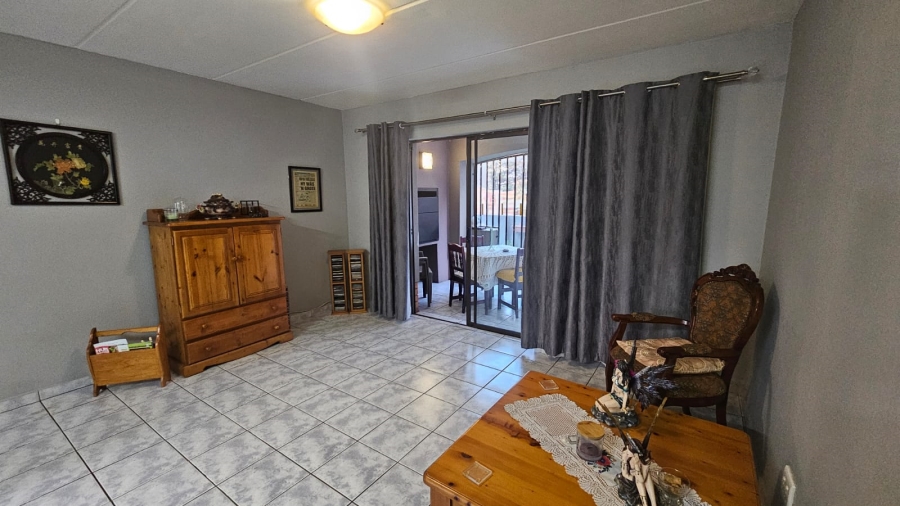 1 Bedroom Property for Sale in Brenthurst Gauteng