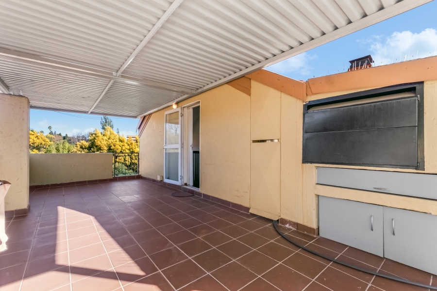 To Let 2 Bedroom Property for Rent in Sunninghill Gauteng