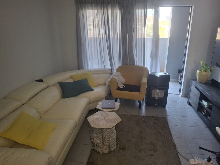 2 Bedroom Property for Sale in Kosmosdal Gauteng