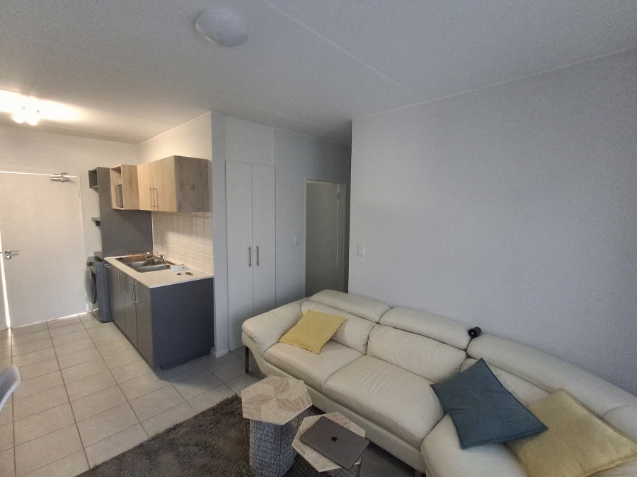 2 Bedroom Property for Sale in Kosmosdal Gauteng
