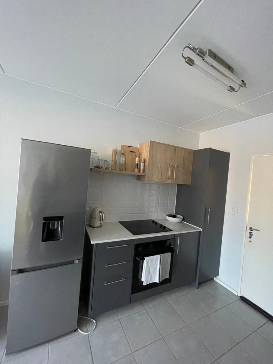 2 Bedroom Property for Sale in Kosmosdal Gauteng