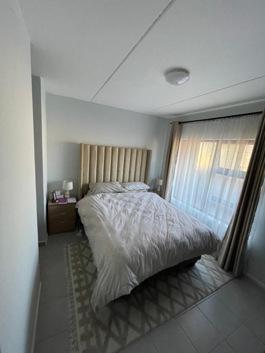2 Bedroom Property for Sale in Kosmosdal Gauteng