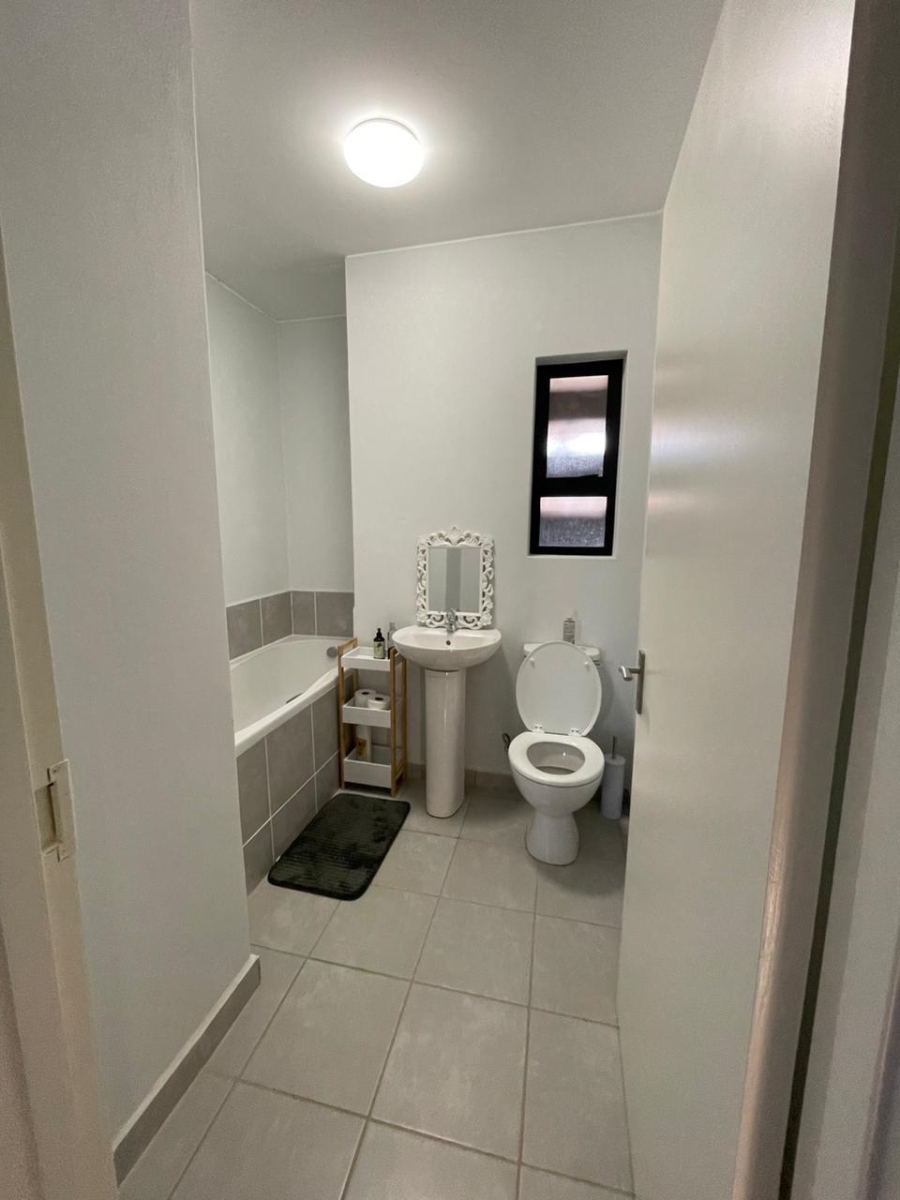 2 Bedroom Property for Sale in Kosmosdal Gauteng