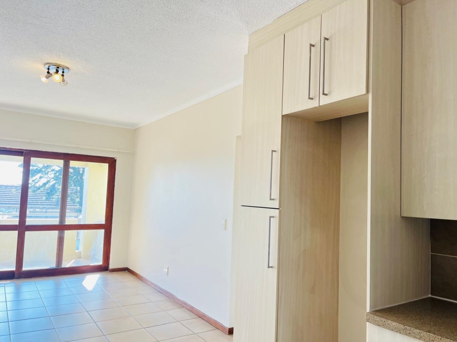 To Let 1 Bedroom Property for Rent in Broadacres Gauteng