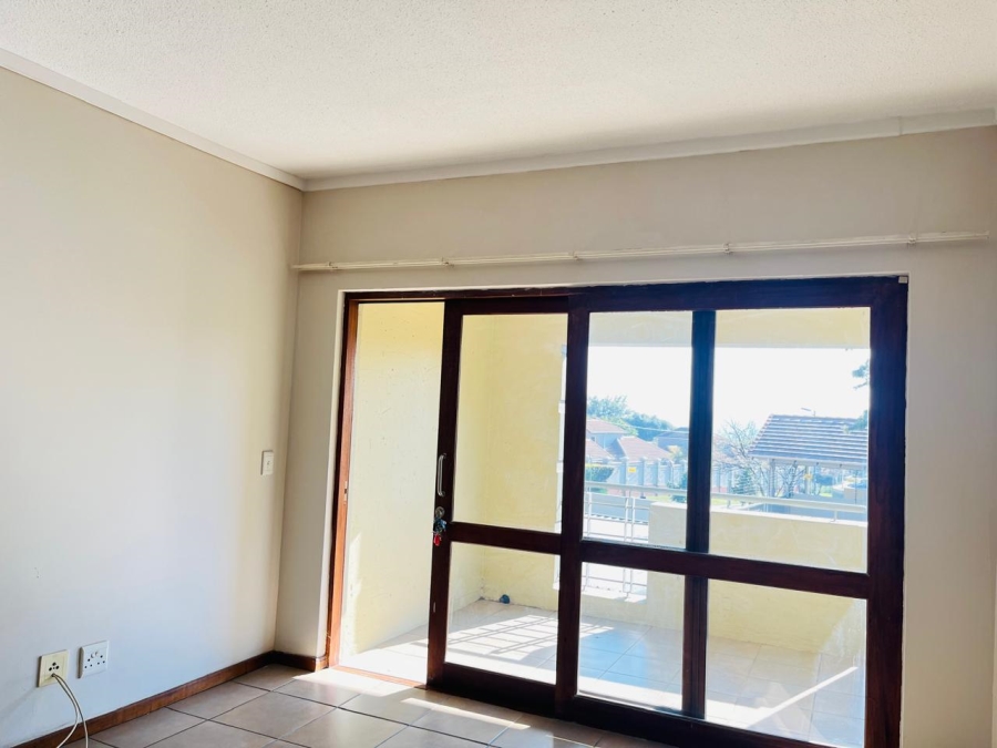 To Let 1 Bedroom Property for Rent in Broadacres Gauteng