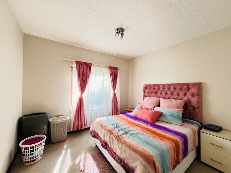 To Let 1 Bedroom Property for Rent in Broadacres Gauteng