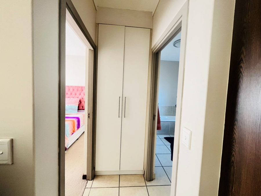 To Let 1 Bedroom Property for Rent in Broadacres Gauteng