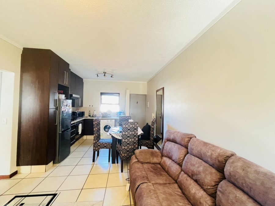 To Let 1 Bedroom Property for Rent in Broadacres Gauteng