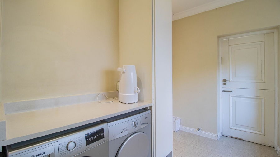 5 Bedroom Property for Sale in Talboton Gauteng
