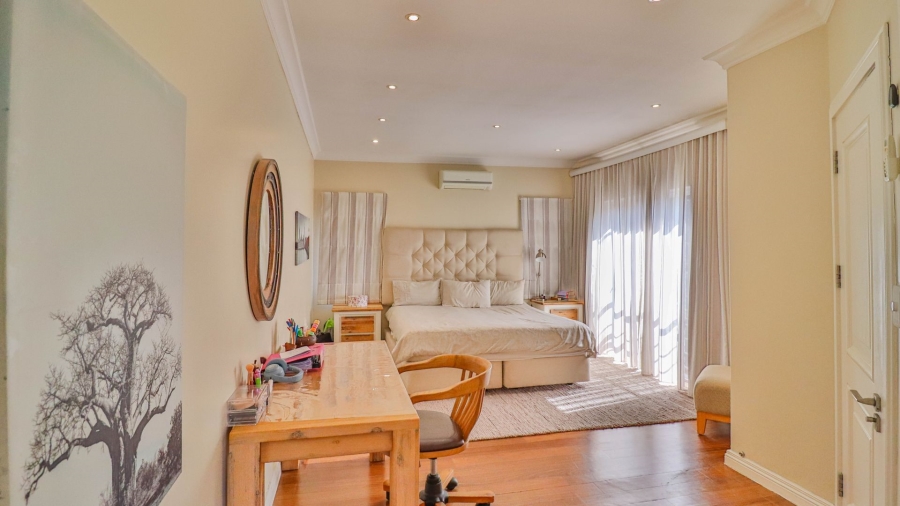 5 Bedroom Property for Sale in Talboton Gauteng