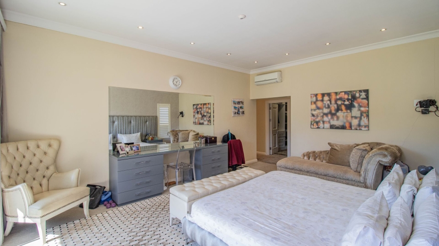 5 Bedroom Property for Sale in Talboton Gauteng