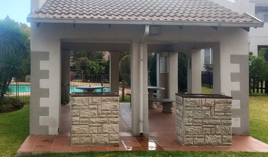 2 Bedroom Property for Sale in Meyersdal Gauteng